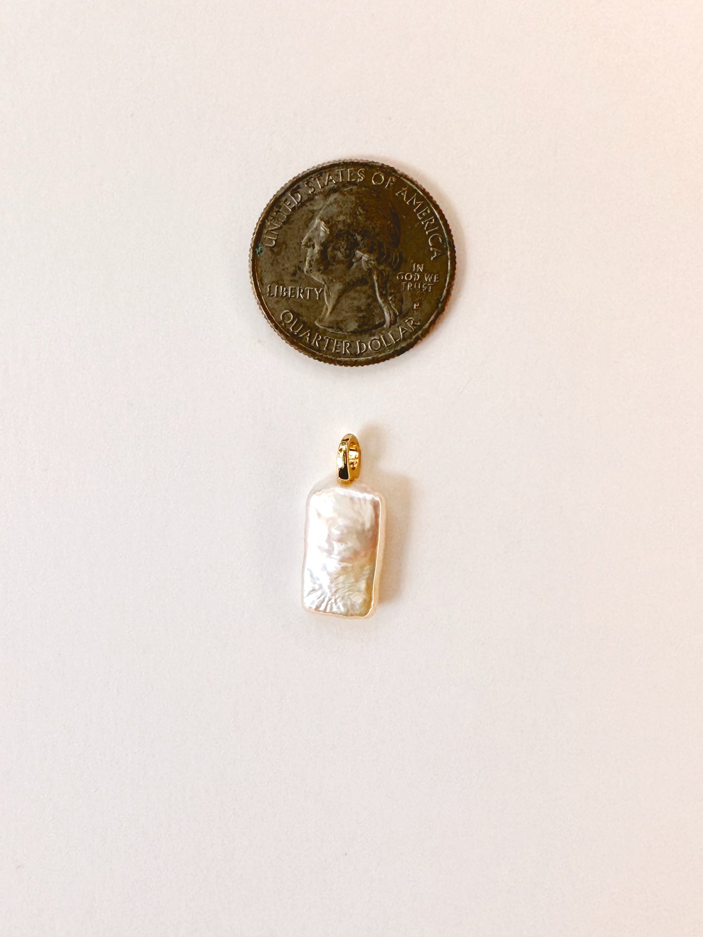 Oblong Freshwater Pearl Pendant