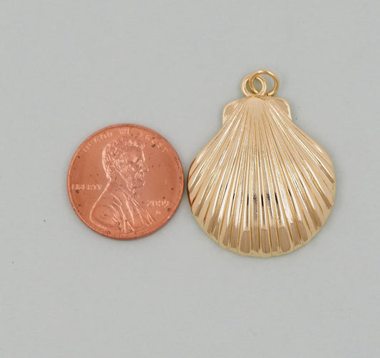 Gold Shell Pendant